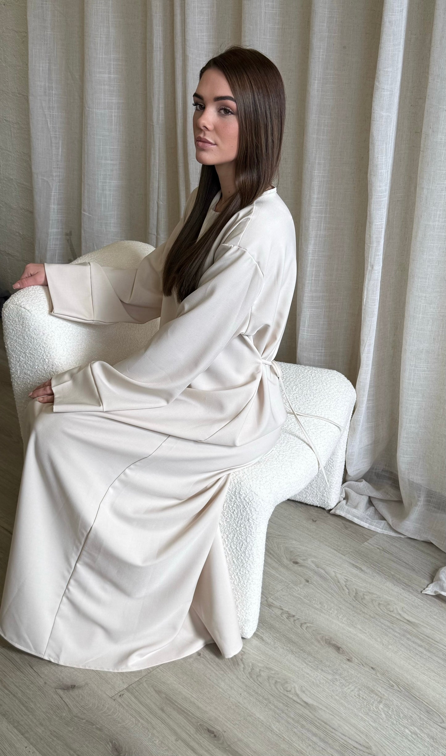 Abaya Back Bow Tied Beige