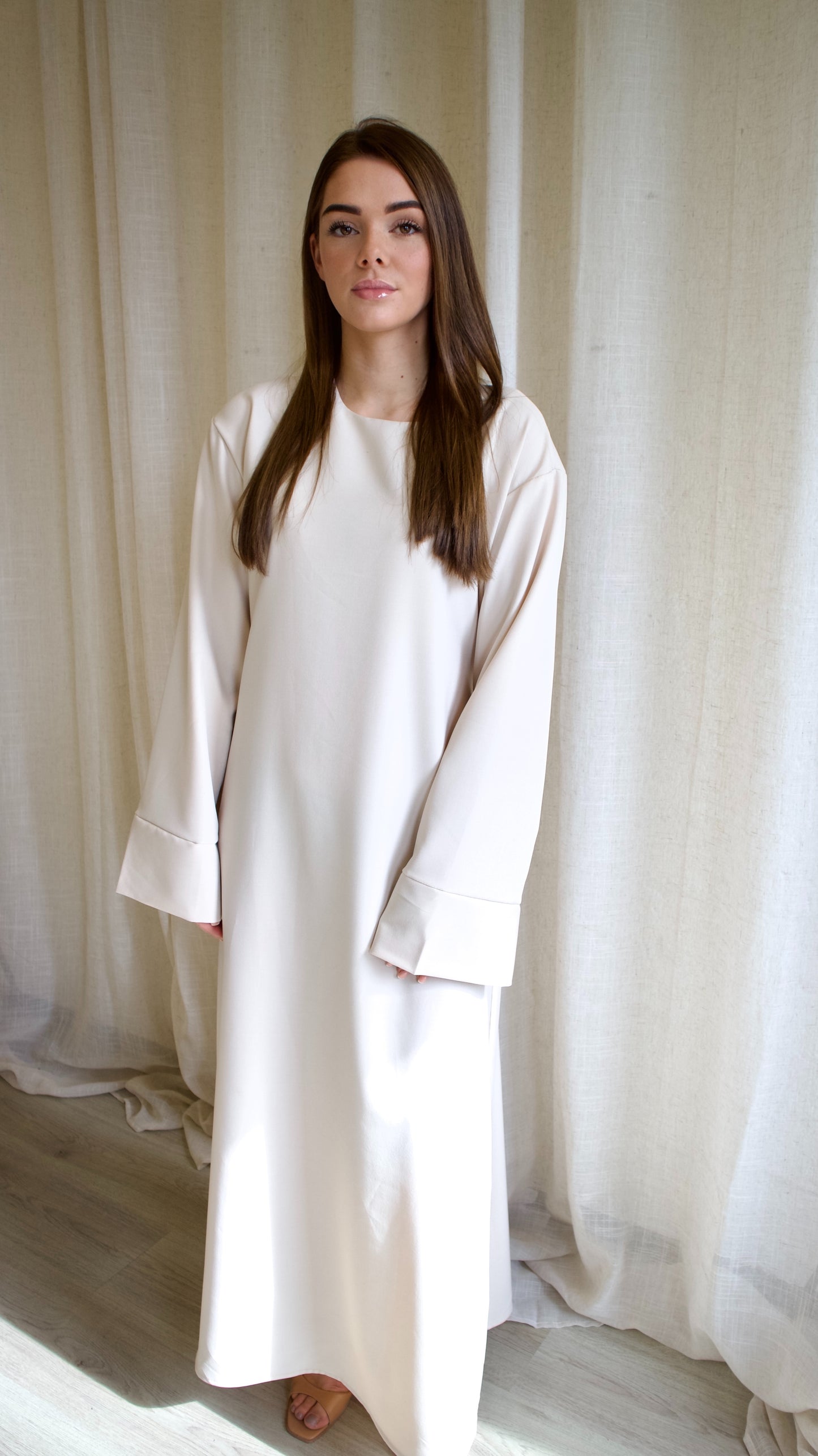 Abaya Back Bow Tied Beige
